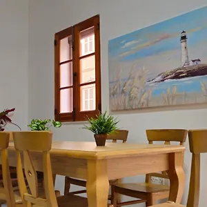  Villa 3 Floors On Promenade 4 Bedrooms 3 Bathrooms